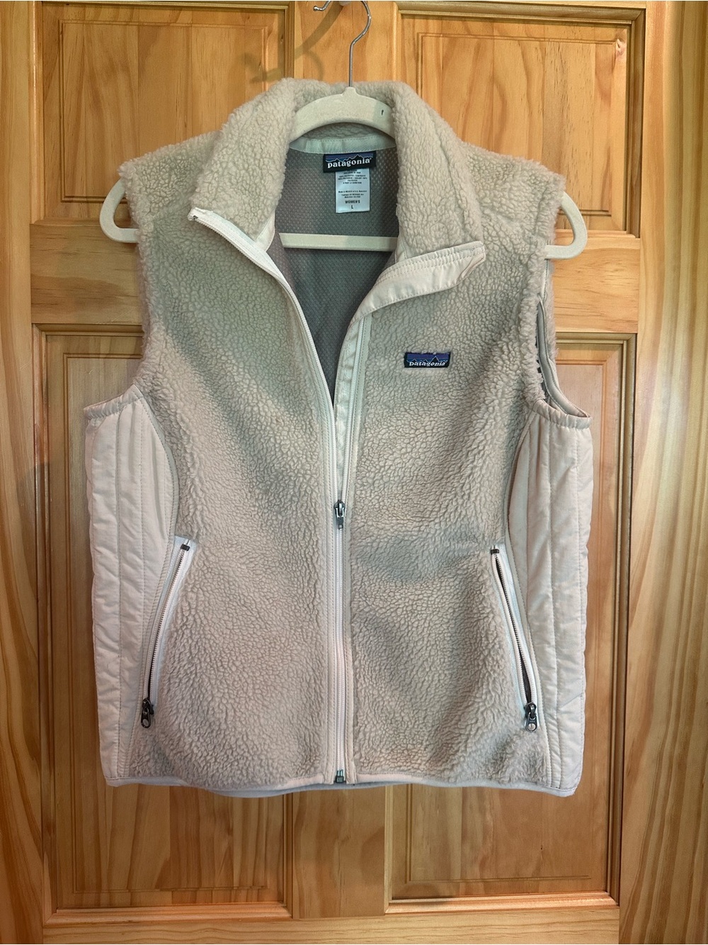 Patagonia Cream Sherpa Fleece Vest with Quilted Sides